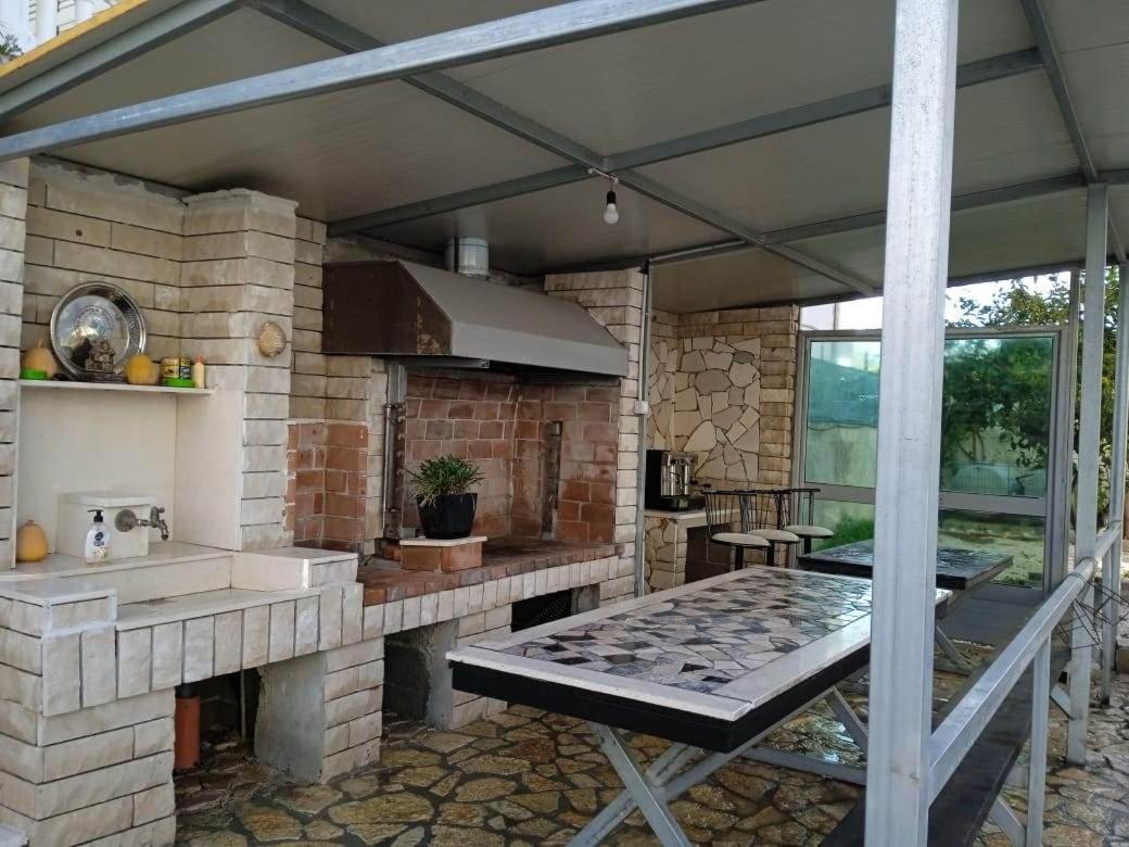 Villa Besnik, Rooms For Rent فلورا المظهر الخارجي الصورة